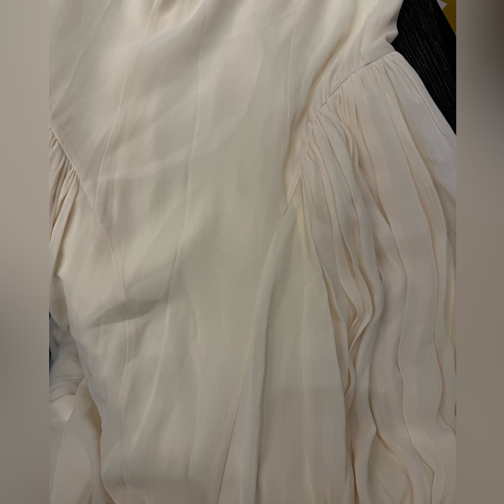 Reformation Maven dress in Fior de latte color - Picture 4 of 7